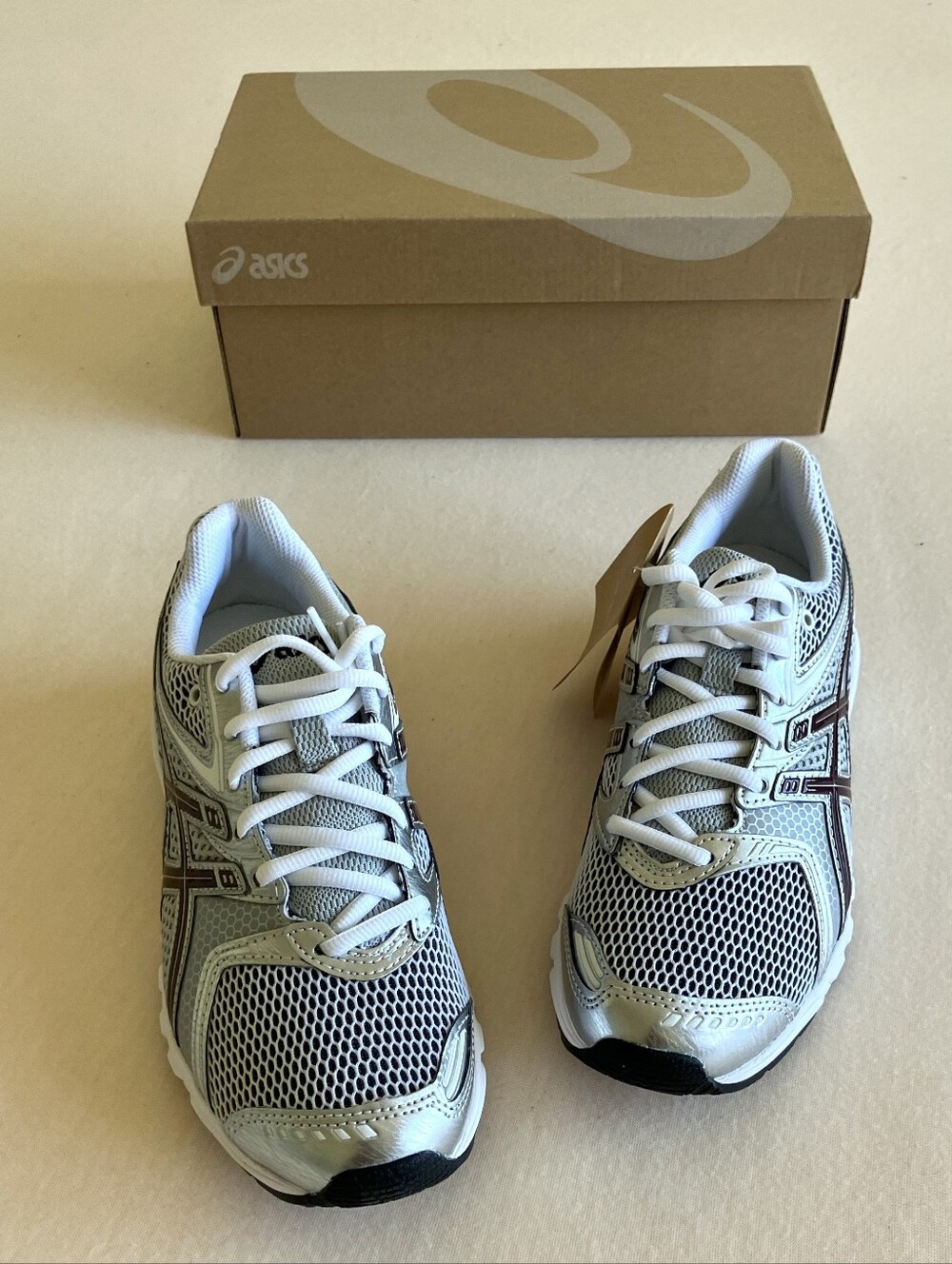 ASICS GEL-DS Trainer 14 White Port Royal Silver Women’s 8.5 Men’s 7